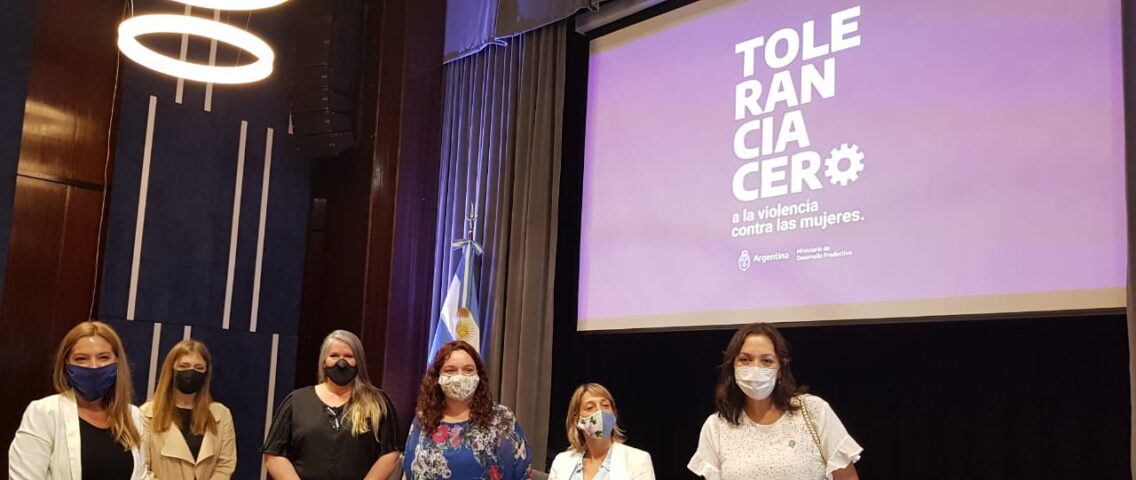 Mujeres de CAM convocadas por el Ministerio de Desarrollo Productivo a trabajar por la eliminación de la violencia hacia la mujer