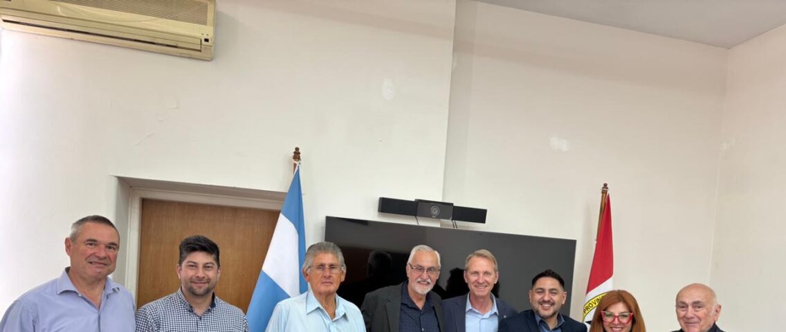 Se reunieron en Santa Fe funcionarios provinciales de la Región Centro con representantes de Cooperativas y Mutuales