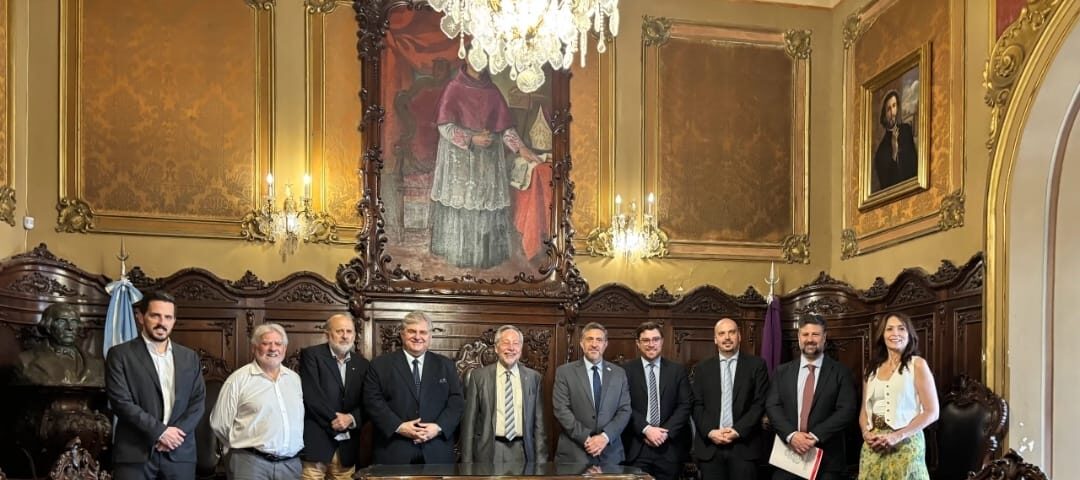 INICIATIVA DE CAM SUMA ESFUERZOS DE LA UNC, UNIVERSIDAD ATLÁNTIDA Y DEL MINISTERIO DE COOP Y MUTUALES DE CÓRDOBA, PARA HACER REALIDAD LA 1er DIPLOMATURA DE COOPERATIVAS Y MUTUALES PARA ABOGADOS