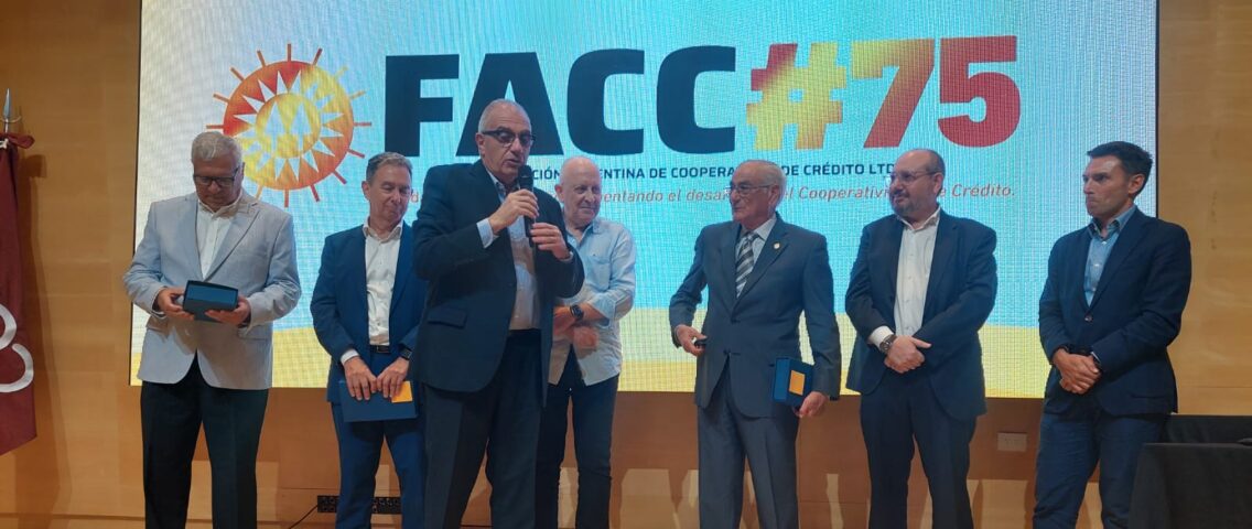 CAM ESTUVO PRESENTE EN EL 75 ANIVERSARIO DE LA FEDERACIÓN ARGENTINA DE COOPERATIVAS DE CRÉDITO